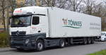 Tevex Logistics GmbH mit MB ACTROS 1845 Zugmaschine mit Kühlaufleger der Tönnies Holding ApS & Co.
