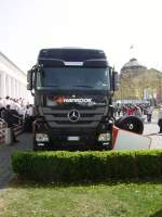 Ein Mercedes Benz Actros in Wiesbaden am 10.04.11