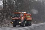 Der Atego 1828 strebt bei leichten Schneefall der A45 entgegen. Gru an den Kollegen;-) (04.01.2009)