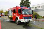 Feuerwehr Frankfurt am Main Seckbach Mercedes Benz Atego LF20 am 29.10.22 bei der Herbstabschlussübung der Jugendfeuerwehren