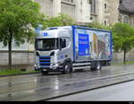 Scania mit Pritschenaufbau unterwegs in der Stadt Zürich am 2024.05.07