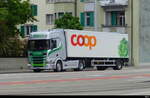 Scania R 450 Sattelschlepper unterwegs in den Strassen von Solothurn am 02.05.2024