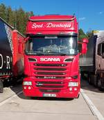 =Scania Super R 450 der Spedition DIRNHOFER rastet an der A 7, 08-2020