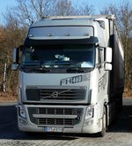 =Volvo FH 460 der Firma  FRÖHLE  steht im Februar 2017 auf dem Autohof Fulda-Nord
