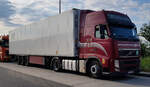 =Volvo FH-Sattelzug der Spedition GRICIUS-Logistics anl. Fahrerpause, 07-2021