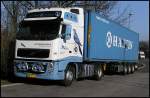 21.02.2011: der Volvo FH - mit Container-Chassi der Sped. van Driel aus den Niederlanden - 