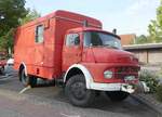 =MB L 911 als ehemaliges DEUTSCHE POST - Katastrophenschutzfahrzeug steht in Hünfeld anl. der Hessischen Feuerwehrleistungsübung 2019, 09-2019