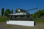 Sherman M4 A1, ausgestellt am Magniot-Denkmal in Marckolsheim/Elsaß, amerikanischer Panzer des II.Weltkrieges, Baujahr 1943, 33t, 35Km/h, 200Km Reichweite, 6 Mann Besatzung, April 2011