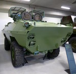 BOV-1, allradgetriebener, amphibischer Transportpanzer aus jugoslawischer Produktion, wurde seit Anfang der 1980er Jahre in -zig Varianten gebaut, hier mit Panzerabwehrlenkwaffen, 6-Zyl.Deutz-Diesel mit 150PS, Vmax.95Km/h, Militärmuseum Pivka, Juni 2016
