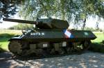 M 10 Wolverine, US-amerikanischer Jagdpanzer des II.Weltkrieges, 30t, 7,6cm Kanone, 375PS, 51Km/h, steht als Denkmal bei Illhäusern im Elsaß, Sept. 2011
