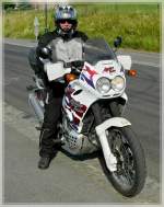 Am 27.06.2011 durfte ich diesen freundlichen Bickfahrer mit seinem Motorrad ablichten.