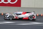 Nr.5 Toyota Gazoo Racing, Toyota TS050 Hybrid LMP1(Le-Mans-Prototyp)Fahrer: Anthony Davidson, Sébastien Buemi, Kazuki Nakajima wärend der 84. 24h Le Monde am 18.6.2016