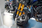 Linkes Vorderrad einer Yamaha Niken GT. Flüssigkeitsgekühlter-Dreizylinder-DOHC-Motor mit 847ccm und 115PS (85kW) bei 10000U/min. Foto: BMT (Berliner Motorrad Tage) Febr. 2020