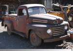Old and Rusty: 1948er Ford Pickup zu finden bei der groen Fahrzeugsammlung der 'Gold King Mine' in Jerome, Arizona / USA.