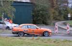 Nr.90 BMW M3 E 36, Frank Gerritsen Mulkes & Gert Jan Nijkamp bei der  Youngtimer  39. ADAC Rallye Köln Ahrweiler 12.11.2016, Nachmittags beim abbigen in einen Wirtschaftsweg nähe Rodder