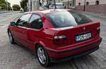 BMW 3er (E36) Compact in Imolarot (Imola Red auch genannt). Foto: 06.2022.