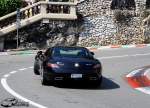 Der Mercedesstern glnzt in der Mittagssonne. Dieser SLS AMG war auf dem Weg hinauf zum Monte-Carlo Casino. (6.9.2011)