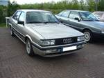 Audi 90, gebaut von 1984 bis 1986. Der Audi 90 war in seinen drei Produktionsjahren quasi die Luxusversion des Audi 80 der Baureihe B2. Er war mit zwei Fünfzylinderreihenmotoren lieferbar: 1994 cm³ und 115 PS und 2226 cm³ mit 136 PS. Entschied sich der Käufer für die allradangetriebene Quattro Version, war immer der stärkere Motor verbaut. Ein solcher Audi 90 war bei seinem Erscheinen im Oktober 1984 ab DM 29.850,00 zu haben. Youngtimertreffen Zeche Ewald in Herten am 12.05.2019.