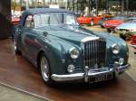 Bentley S1 Park Ward Drophead Coupe. Baujahr 1957. Es wurden 388 S1 Modelle produziert. Wieviele davon bei Park Ward produzierte Cabriolets waren, ist mir leider nicht bekannt. Meilenwerk Dsseldorf.