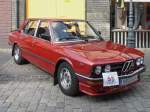 Inzwischen auch schon ein Klassiker: Ein BMW 520 der ersten Baureihe bei der Oldtimer-Rallye in Hls.