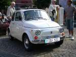 Fiat 500 steht bei der 5. Old- und Youngtimerausstellung in 36088 Hunfeld, 24.08.08