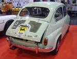 Heckansicht eines Fiat Abarth 750 aus dem Jahr 1959. Essen Motorshow am 06.12.2023.