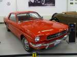 Ford Mustang Coupe 64 1/2, Autosammlung Steim in Schramberg, 6.3.11 
Baujahr 1965 
6 Zylinder, 101 PS aus 2786 ccm. 
177 km/h schnell und 1200 kg schwer. 