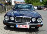 =Jaguar XJ steht im Mai 2017 in der Burgenstadt Schlitz