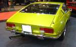 Heckansicht eines Maserati Ghibli Coupe aus dem Jahr 1970. Produziert wurde Maserati Ghibli in den Jahren von 1966 bis 1973. Der Ghibli ist nach einem Wüstenwind in der Sahara benannt. Das gezeigte Coupe im Farbton verde gemma wird von einem V8-Motor mit einem Hubraum von 4719 cm³ und einer Leistung von 330 PS angetrieben. Diese Motorleistung verhilft dem Wagen zu einer Höchstgeschwindigkeit von 280 km/h. Insgesamt wurden 1.124 Coupe- und 125 Ghibli Cabriolets produziert. Techno Classica Essen am 05.04.2024.