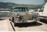 Mercedes-Benz W110 - Heckflosse, Baujahr 1961-68, gesehen im Juli 1997 irgendwo in Griechenland.