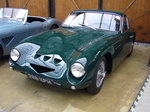 TVR Grantura MKII 2.Der Grantura wurde von 1958 - 1967 produziert. Man konnte den Wagen auch als Kitcar erwerben. Die hier abgelichtete Serie MKII wurde von 1960 - 1962 produziert. Serienmäßig war der 4-Zylinderreihenmotor des MG A verbaut. Classic Remise Düsseldorf am 16.05.2016.