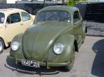 VW Typ 11 Standard Modell. 1945 - 1953. Der Kfer ist mit Kennzeichen der Britischen Besatzungszone Rheinland versehen. Volkswagentreffen in der Dsseldorfer Classic Remise am 27.05.2012.