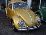 VW Typ 1  Käfer  von 1957 mit Exportstoßstangen.