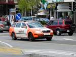 Skoda Polizeiauto unterwegs in der Stadt Sion am 01.05.2013