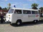 Krankentransportfahrzeug VW T 2 des  DRK  aus der Hansestadt Hamburg (HH) gesehen beim Oldtimer-Event des TV Nord, Hamburg [16.09.2012]  
