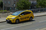 Toyota Prius als Taxi in Wien unterwegs.