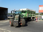 Fendt Vario 722 mit Ladewagen am 15.09.16 an der C4 Energie Biogasanlage Altenstadt.