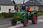 Deutz Traktor, fuhr bei der Rundfahrt in der Nhe von Wiltz mit.