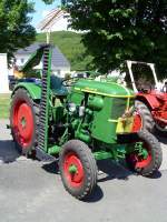 Deutschland, Eifel, Lasel, Oldtimer Traktoren Ausstellung whrend des autofreien Sonntags am 28.