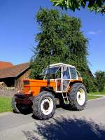 FIAT-Traktor am Weg zur Oldtimerveranstaltung Mnsteuer; 120812