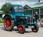 =Hanomag R 22 besucht die Traktorenausstellung  Ahle Bulldogge us Angeschbach oh Lannehuse  in Angersbach im Juni 2018