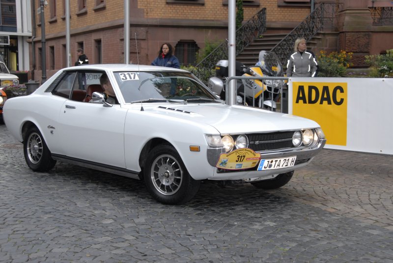 Toyota Celica 1,6 ST, Bj. 1971, 86 PS startet bei der 3. ADAC-Oldtimersternfahrt zum Hessentag nach Langenselbold. Startort Hnfeld am 06.06.09
