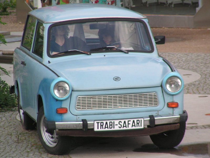 TRABI-Safari ist in Berlin zu Bewundern; 070903