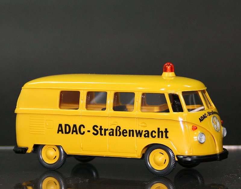 VW Bulli ADAC Straenwacht

Post Museuns Shop
Artikel 83 - 14

Bodenprgung WIKING Germany