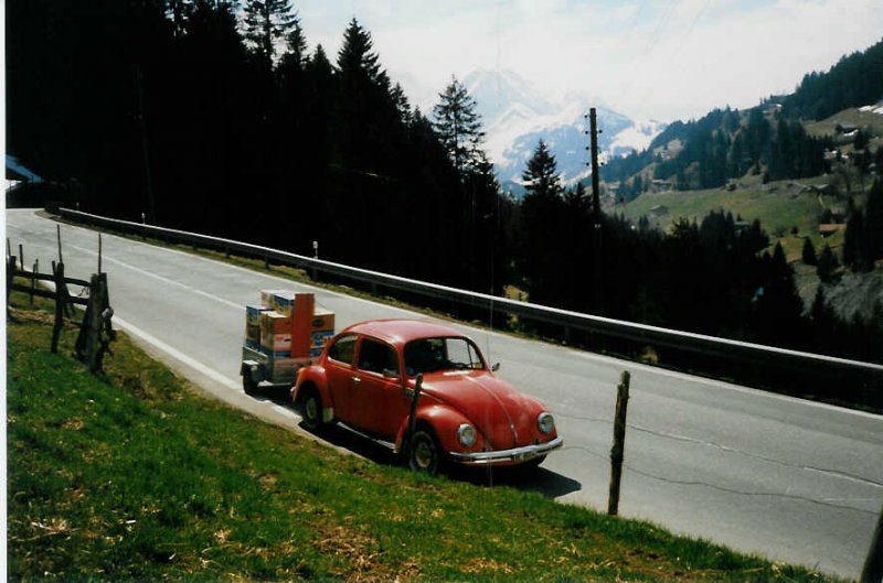 VW-Kfer BE 80'244 anfangs Tregelstutz bei Adelboden