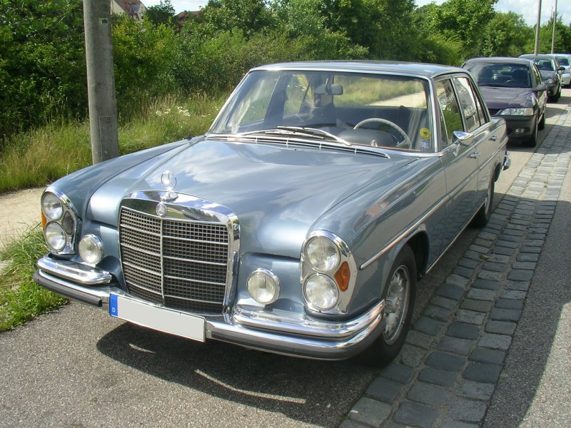 Mercedes-Benz W108 280S,