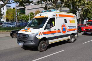 ASB Frankfurt Mercedes Benz Sprinter KTW der MTF bei der Katastrophenschutzbung Frankopia 2025 im Frankfurter Osthafen am 20.09.25