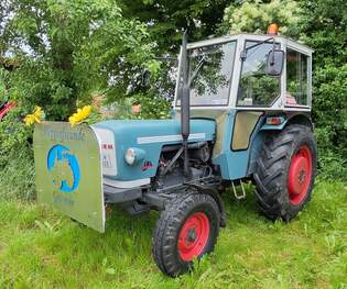 =Eicher Mammut, ausgestellt beim Ortsjubilum 1000 Jahre Groenbach im Juni 2025