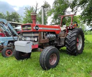 =MF 1150, ausgestellt beim Ortsjubilum 1000 Jahre Groenbach im Juni 2025