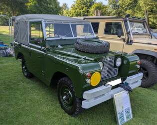 Land Rover Series IIA SWB.